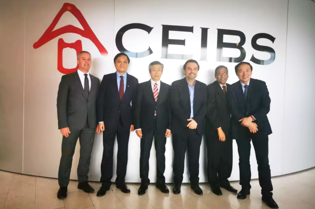 k8凯发赢家一触即发捐资中欧国际工商学院瑞士分校区助力全球经济智库人才作育